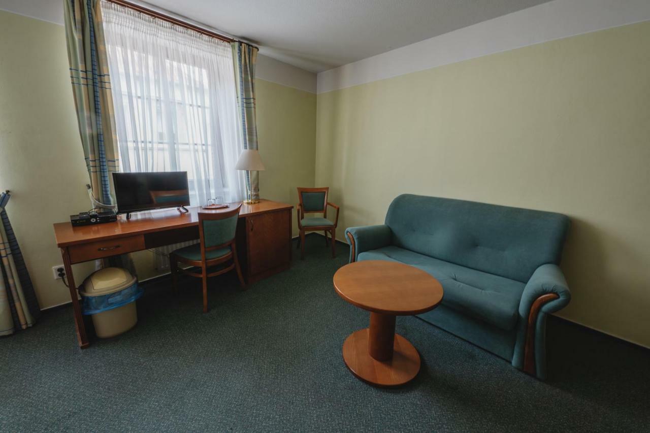 Hotel Taverna Javorník Dış mekan fotoğraf