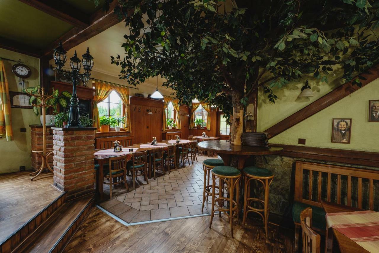 Hotel Taverna Javorník Dış mekan fotoğraf