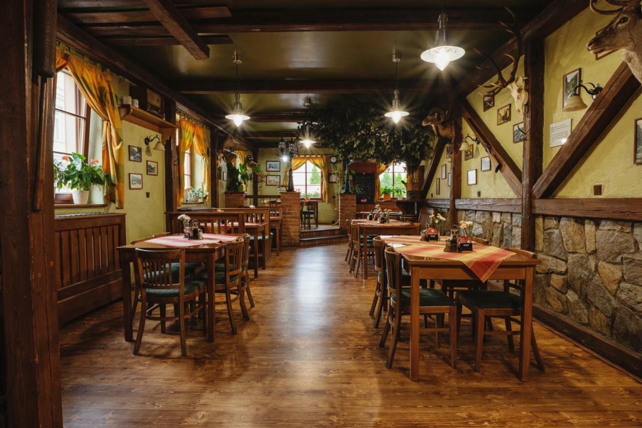 Hotel Taverna Javorník Dış mekan fotoğraf