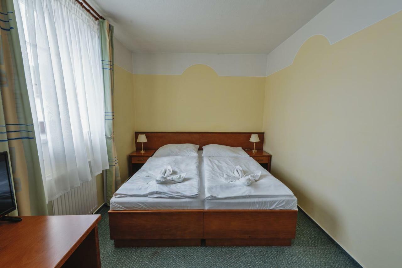 Hotel Taverna Javorník Dış mekan fotoğraf
