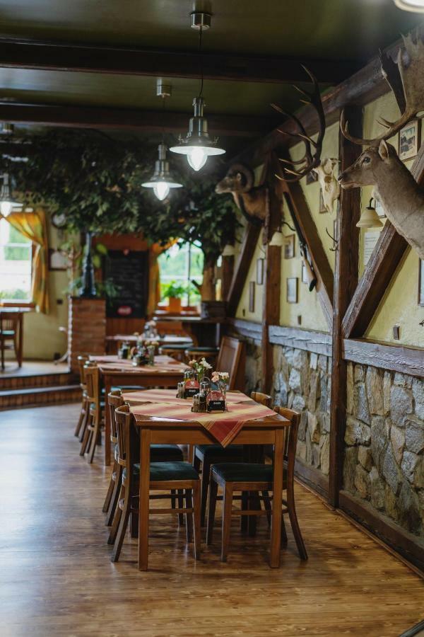 Hotel Taverna Javorník Dış mekan fotoğraf
