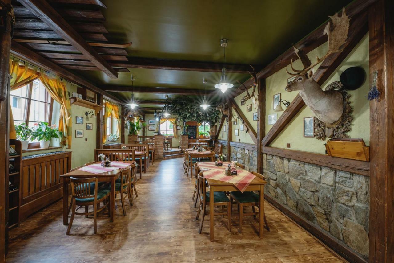 Hotel Taverna Javorník Dış mekan fotoğraf