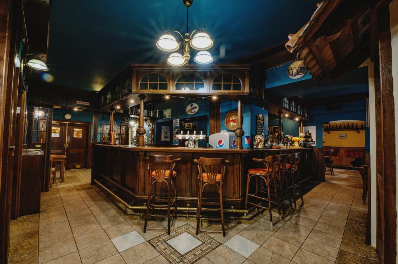 Hotel Taverna Javorník Dış mekan fotoğraf