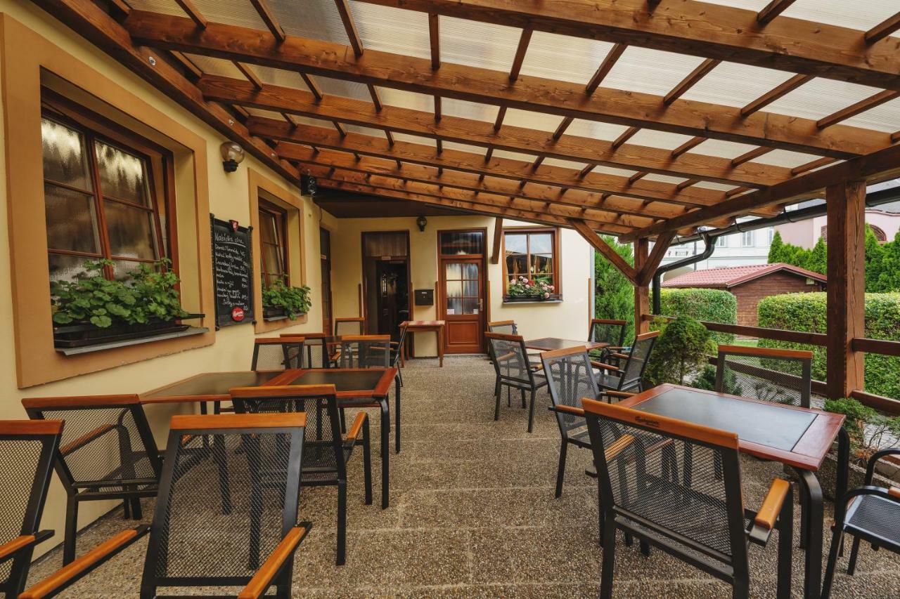 Hotel Taverna Javorník Dış mekan fotoğraf