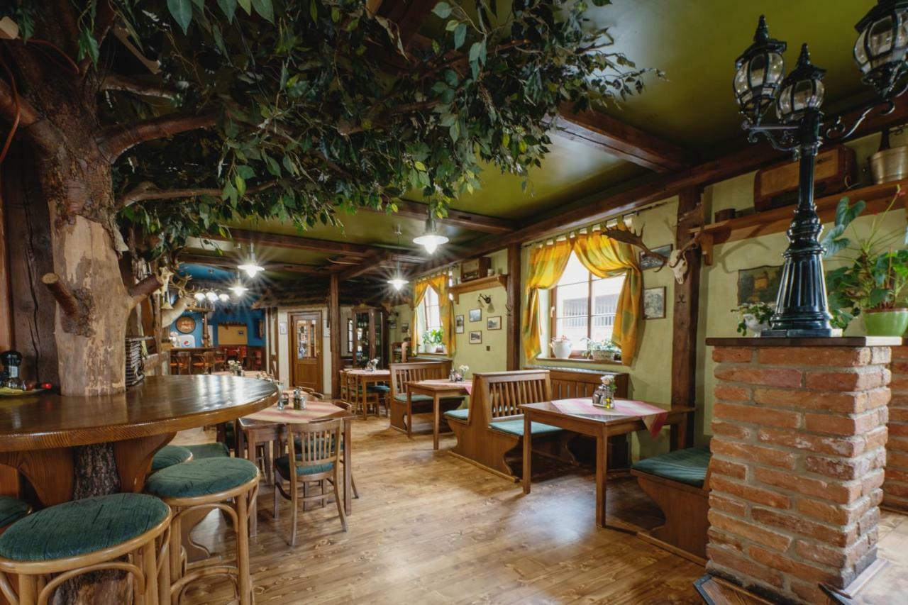 Hotel Taverna Javorník Dış mekan fotoğraf