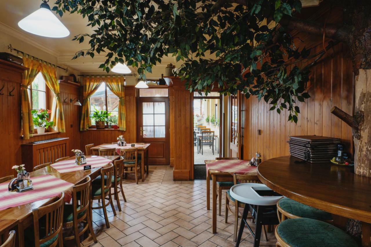 Hotel Taverna Javorník Dış mekan fotoğraf