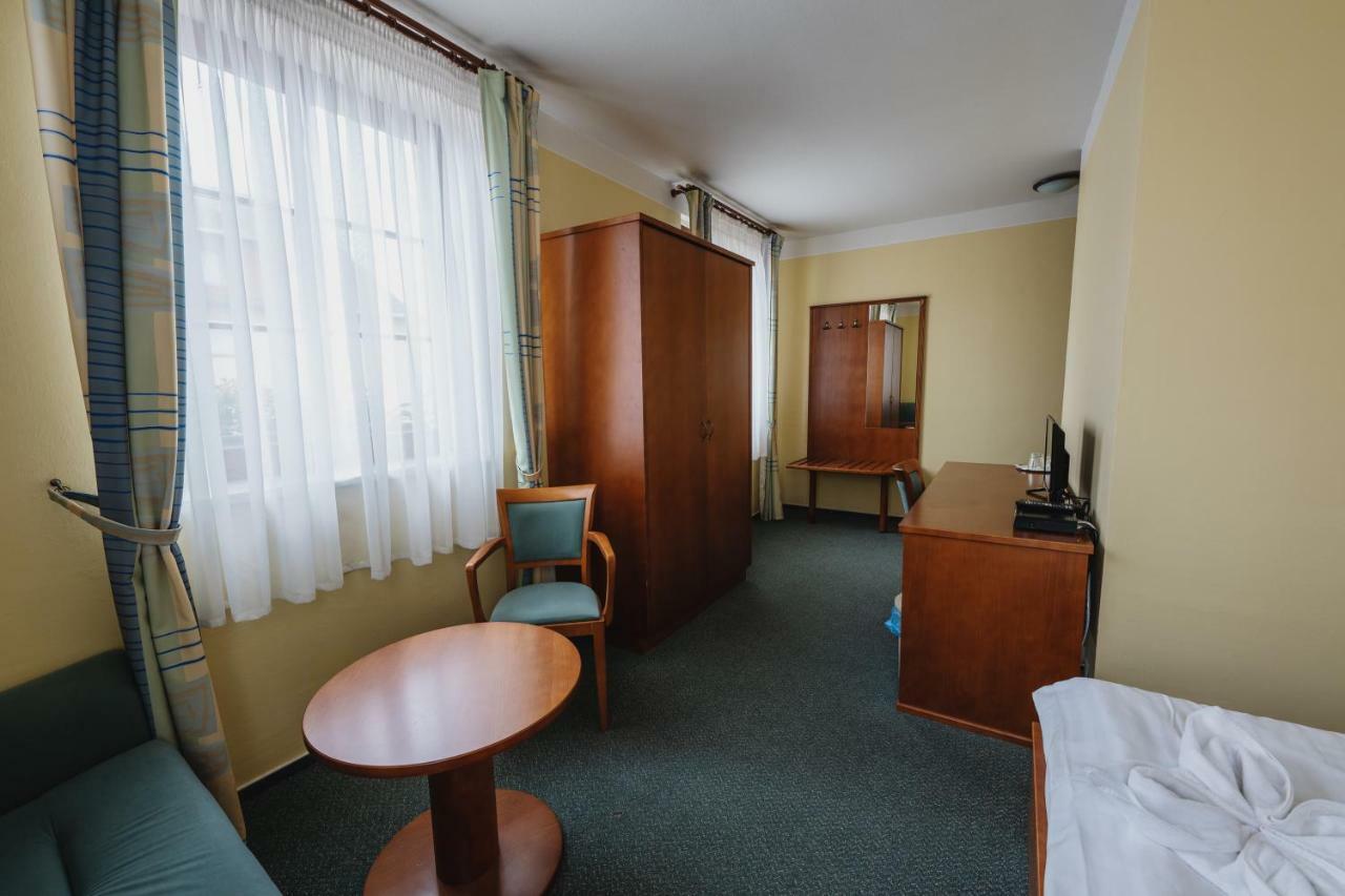 Hotel Taverna Javorník Dış mekan fotoğraf